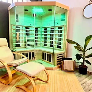Wellness - Sauna - 3 Schlafzimmer - 6 Personen - Zentrum Apartment